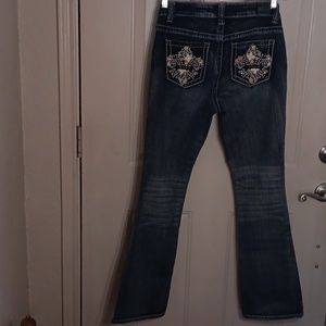 LOVE NATION SZ 8 BOOT CUT JEANS